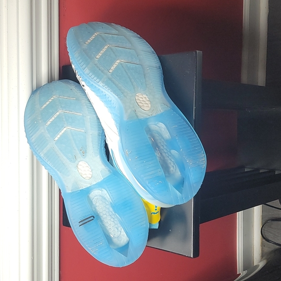 CLOVER 👟 - Picture 4 of 6